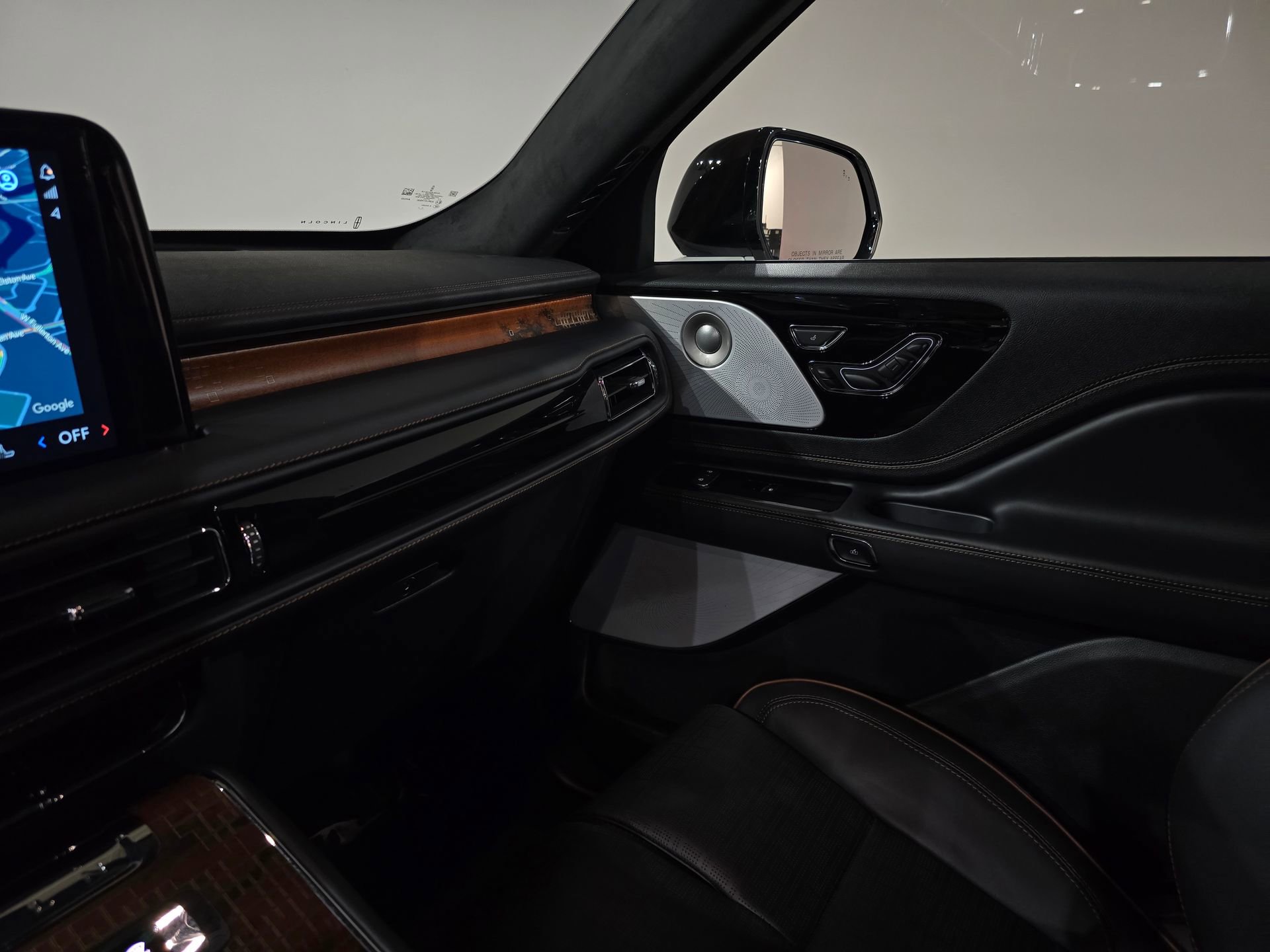 New 2026 Lincoln Aviator Black Label w/ Jet Appearance Package image 34