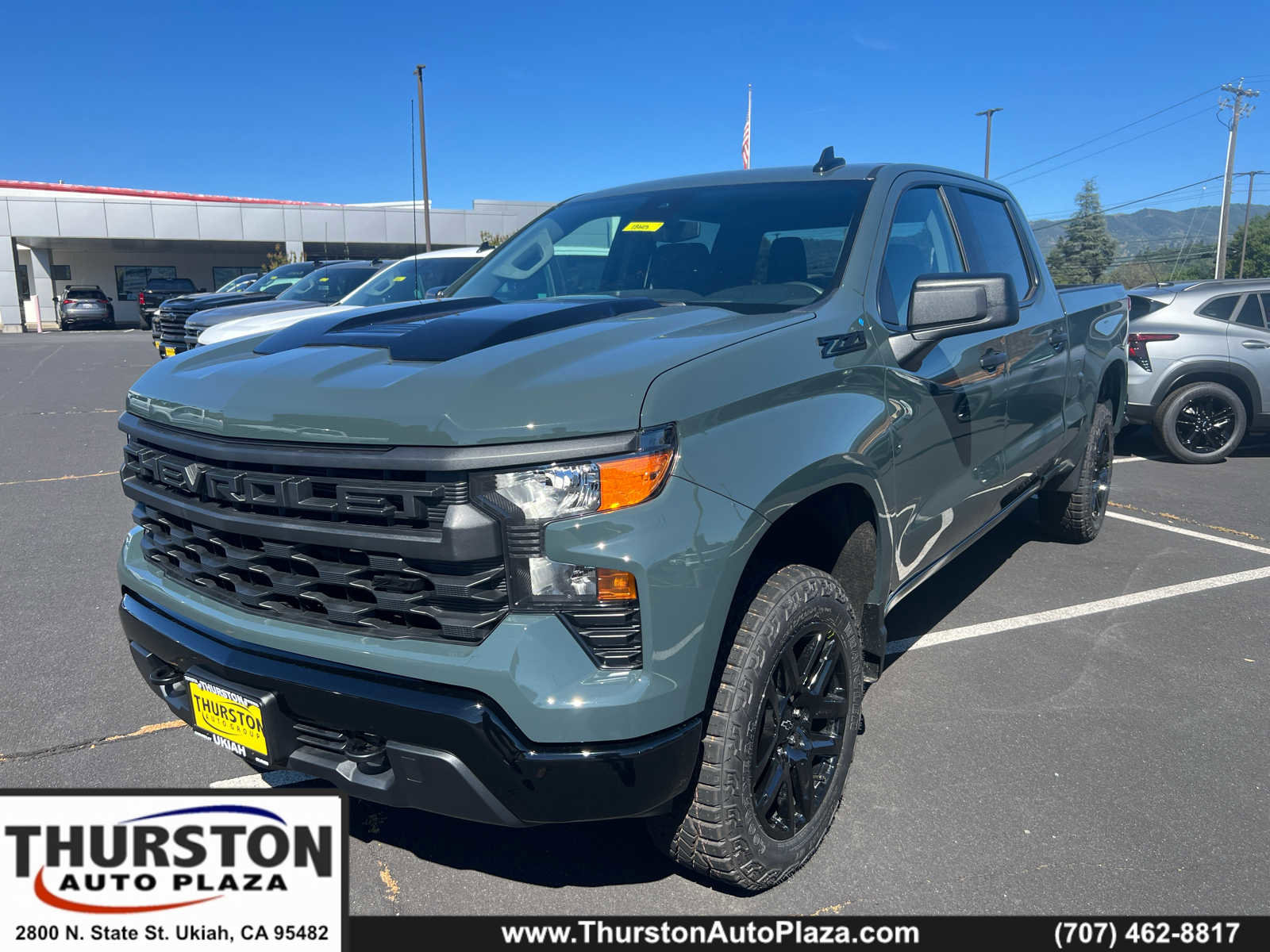 New 2026 Chevrolet Silverado 1500 Custom Trail Boss w/ Dark Appearance Package AWD/4WD image 1