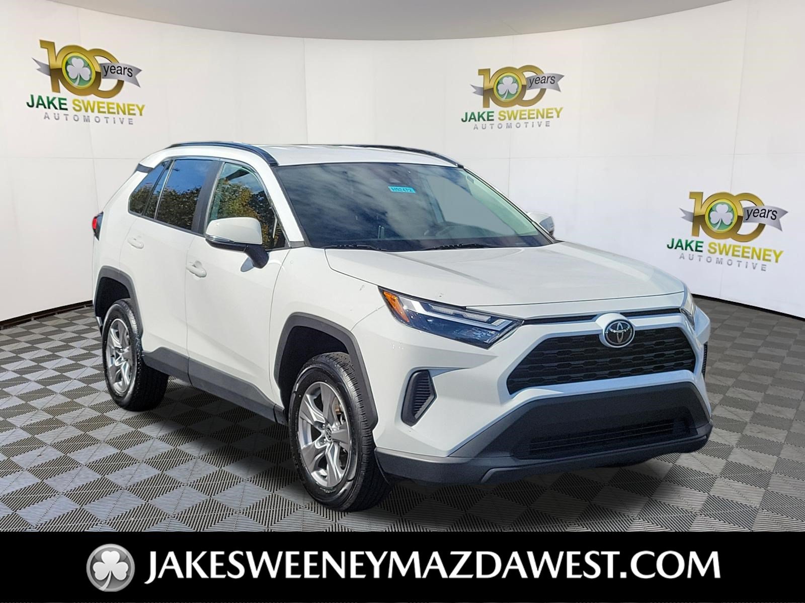 Used 2024 Toyota RAV4 XLE FWD image 1