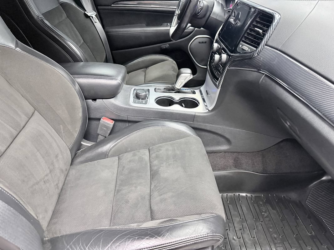 Used 2019 Jeep Grand Cherokee SRT AWD/4WD image 11
