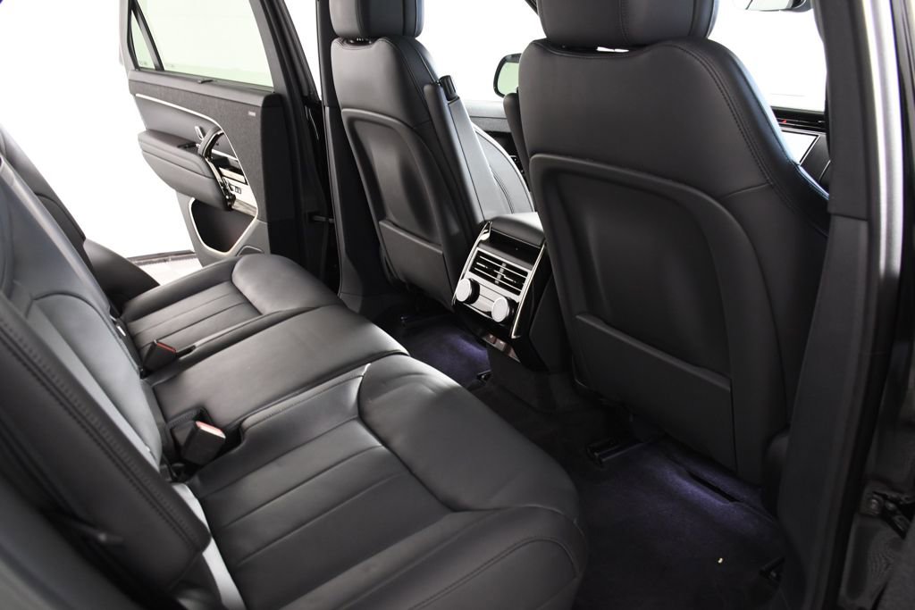 Certified 2025 Land Rover Range Rover Sport Dynamic SE image 21