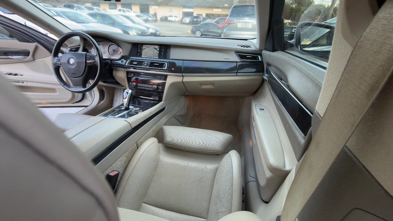 Used 2009 BMW 750Li image 37
