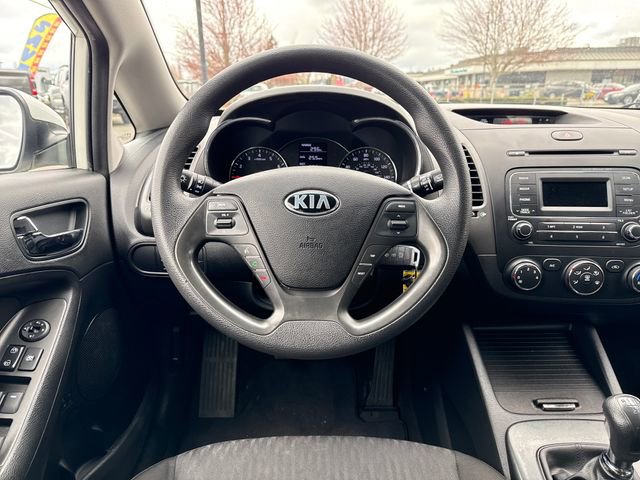 Used 2016 Kia Forte LX image 19
