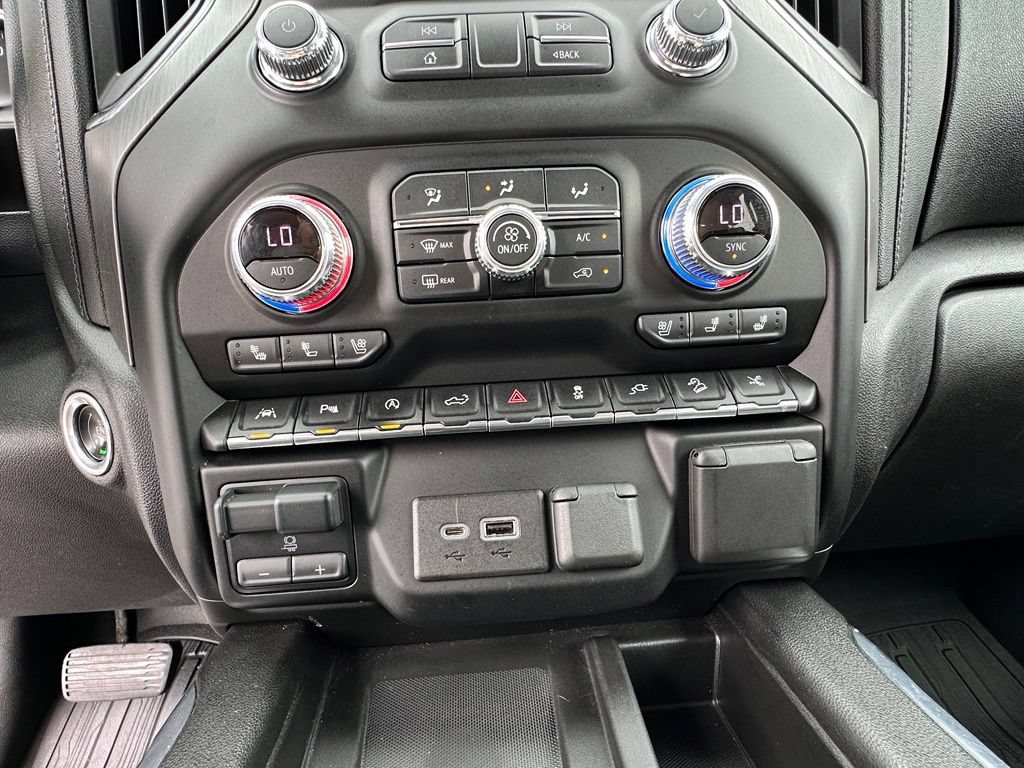 Used 2021 GMC Sierra 1500 Denali w/ Denali Ultimate Package AWD/4WD image 34