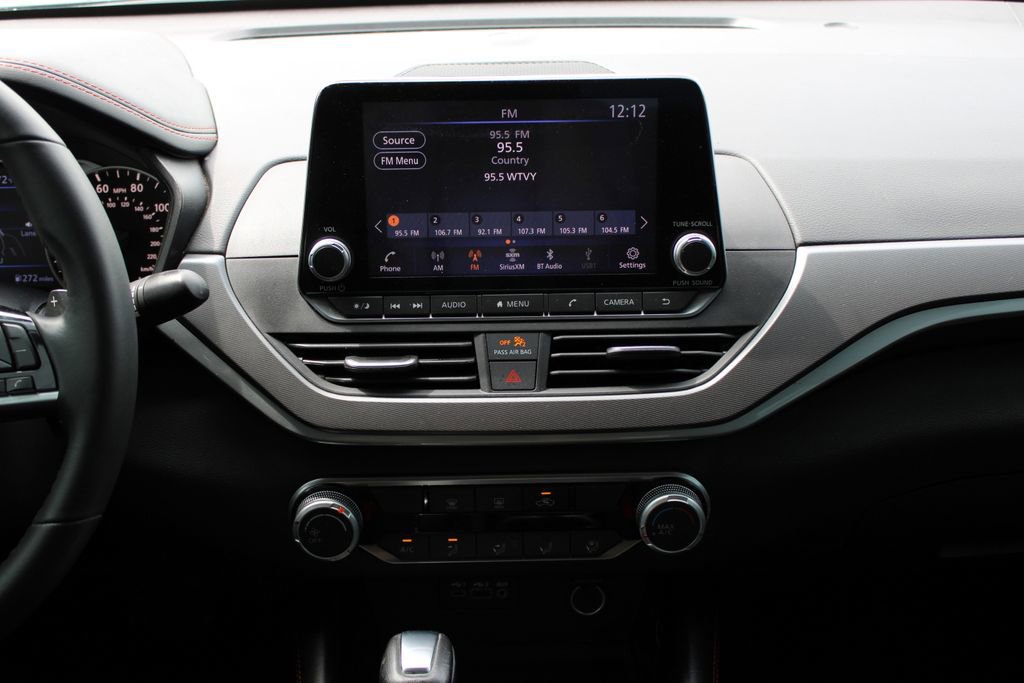 Used 2024 Nissan Altima 2.5 SR image 6