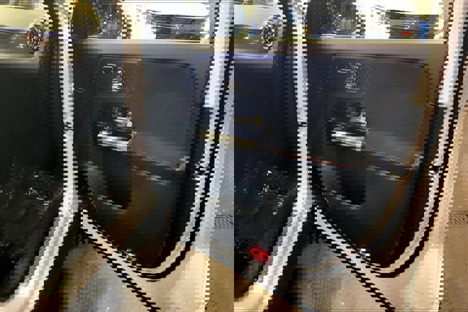 Used 2024 Mercedes-Benz GLA 250 4MATIC image 23