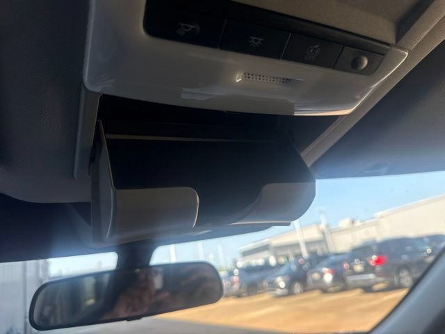 Used 2024 Nissan Pathfinder S FWD image 26
