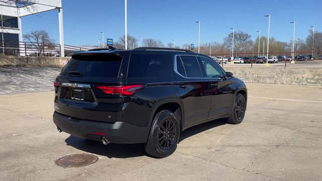 Used 2023 Chevrolet Traverse LT image 8