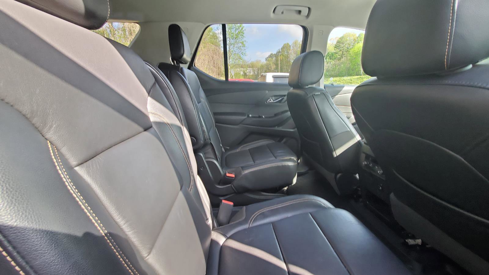 Used 2018 Chevrolet Traverse LT image 6