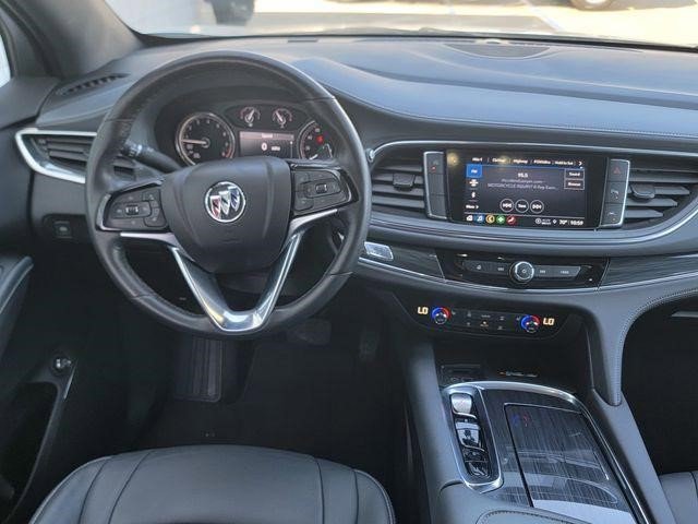 Certified 2023 Buick Enclave Essence image 17
