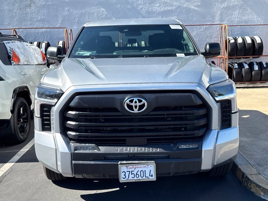 Used 2026 Toyota Tundra SR5 w/ SR5 Convenience Package RWD image 2