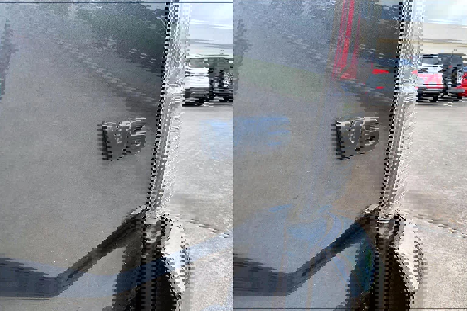 Used 2020 Toyota Tacoma TRD Off-Road AWD/4WD image 9