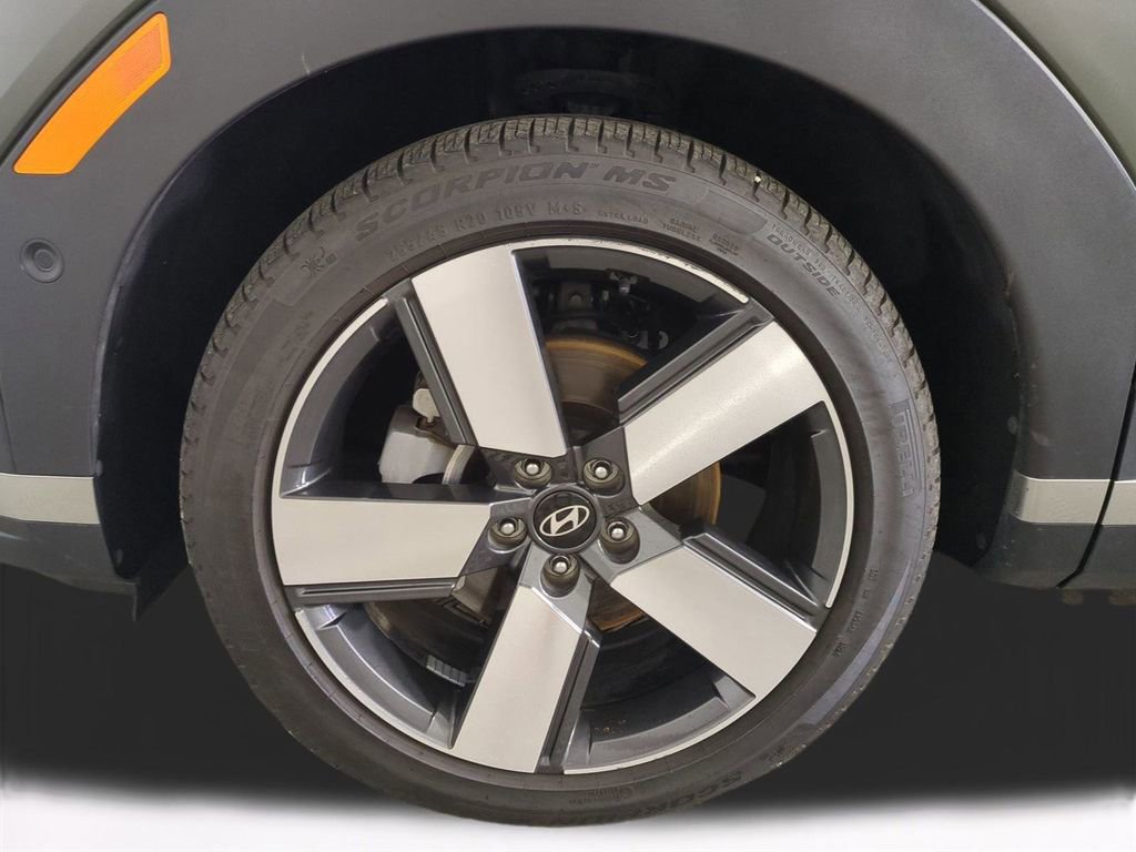 Used 2024 Hyundai Santa Fe Limited image 11