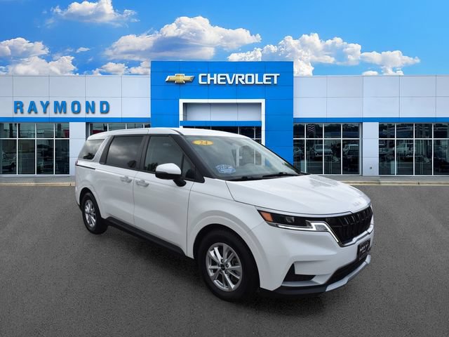 Used 2024 Kia Carnival LX FWD image 10