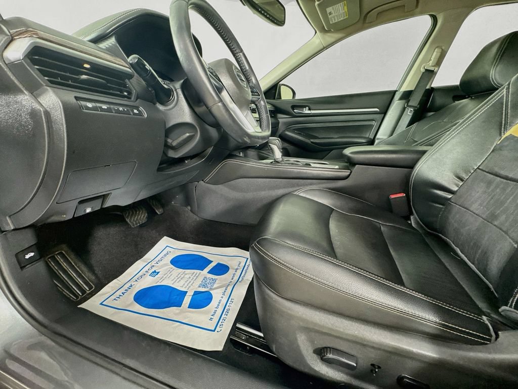 Used 2019 Nissan Altima 2.5 Platinum FWD image 22