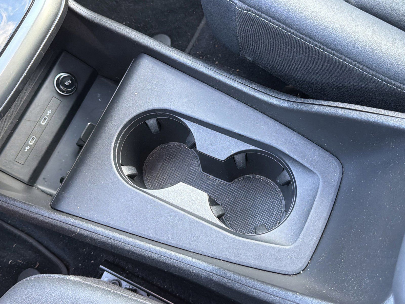 Used 2024 Audi Q4 e-tron Premium AWD/4WD image 31