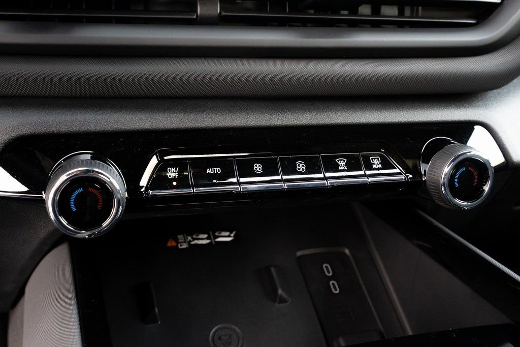 New 2025 Chevrolet Silverado EV LT image 22