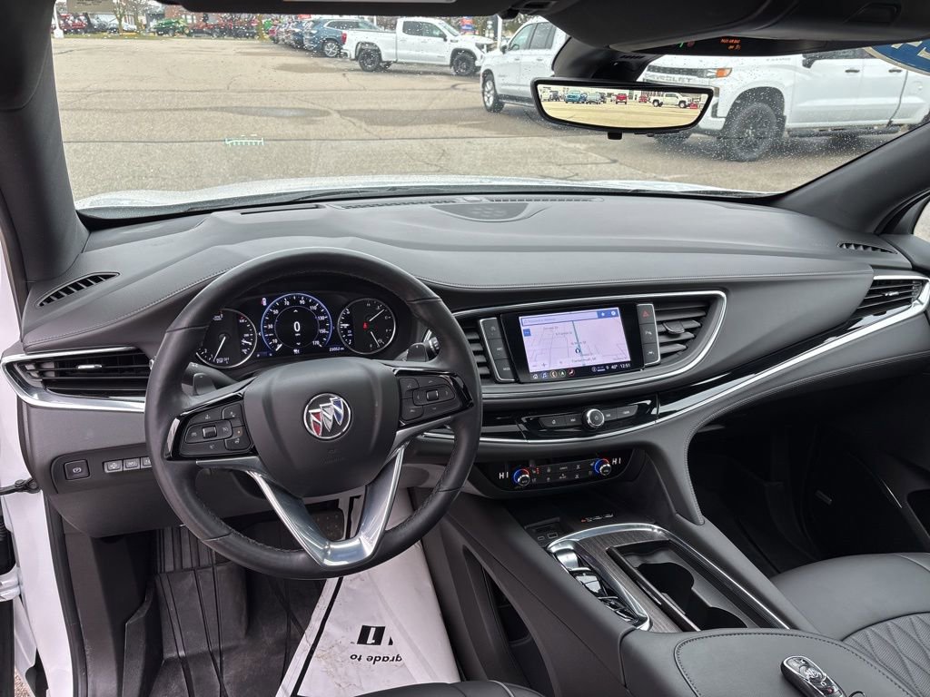 Certified 2024 Buick Enclave Avenir w/ Avenir Technology Package image 15