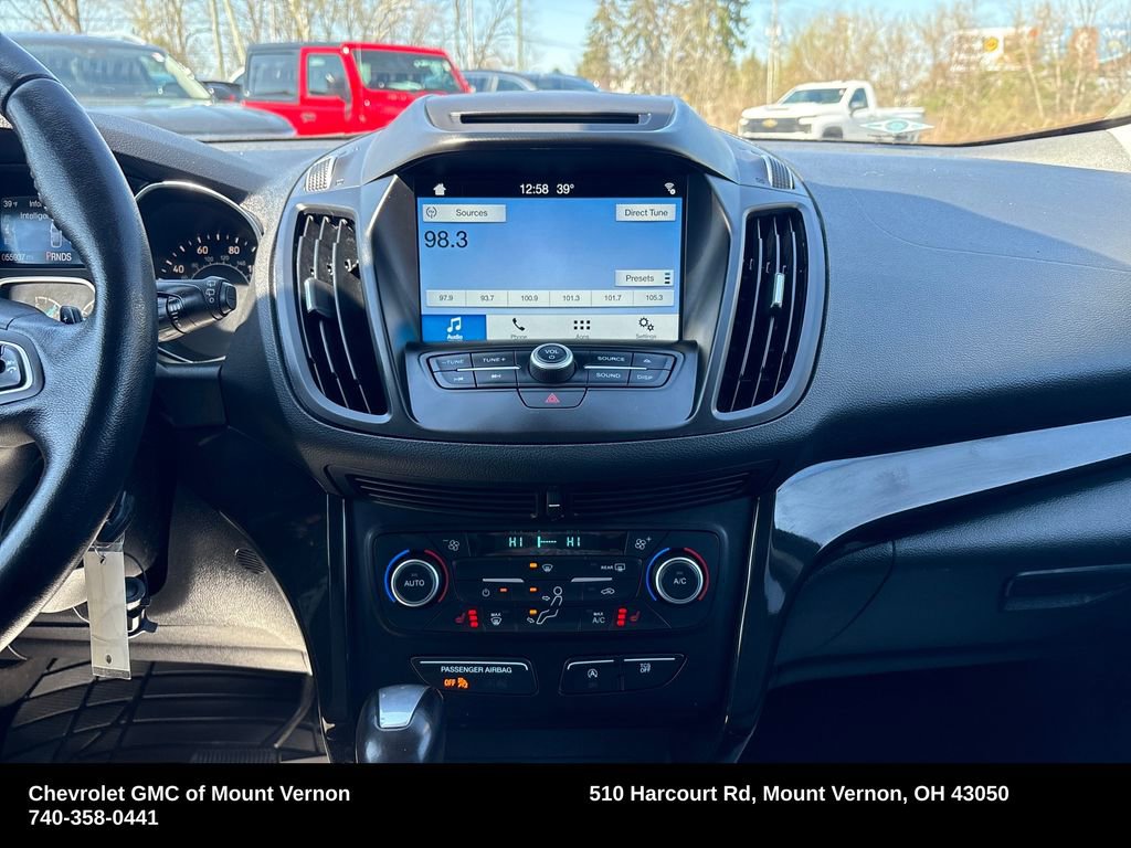 Used 2018 Ford Escape SE w/ SE Sport Appearance Package image 20