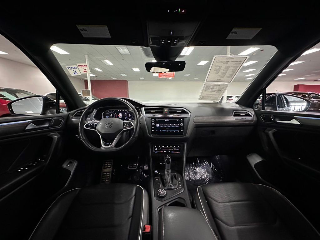 Used 2022 Volkswagen Tiguan SEL R-Line AWD/4WD image 26
