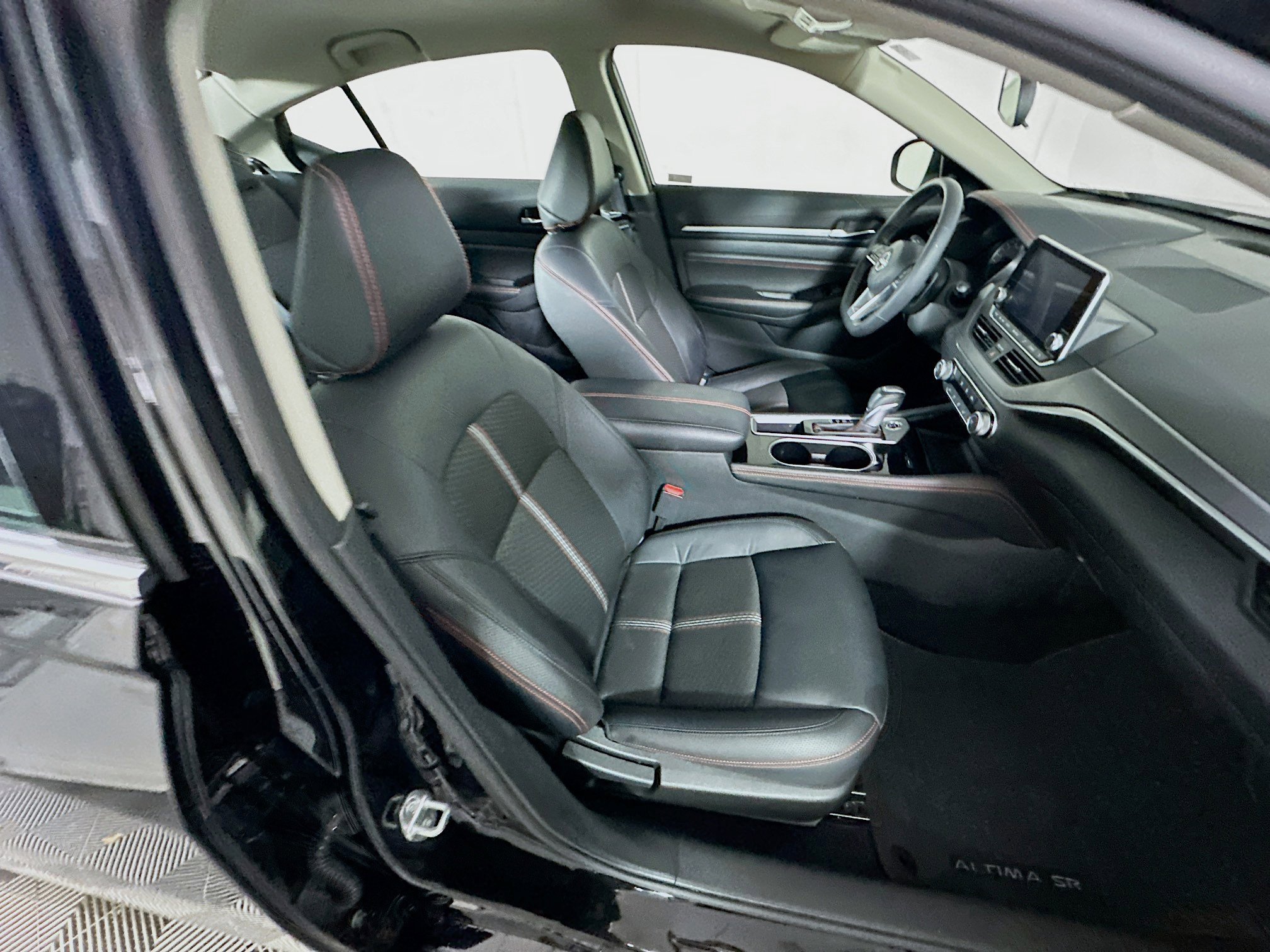 Used 2023 Nissan Altima 2.5 SR image 28