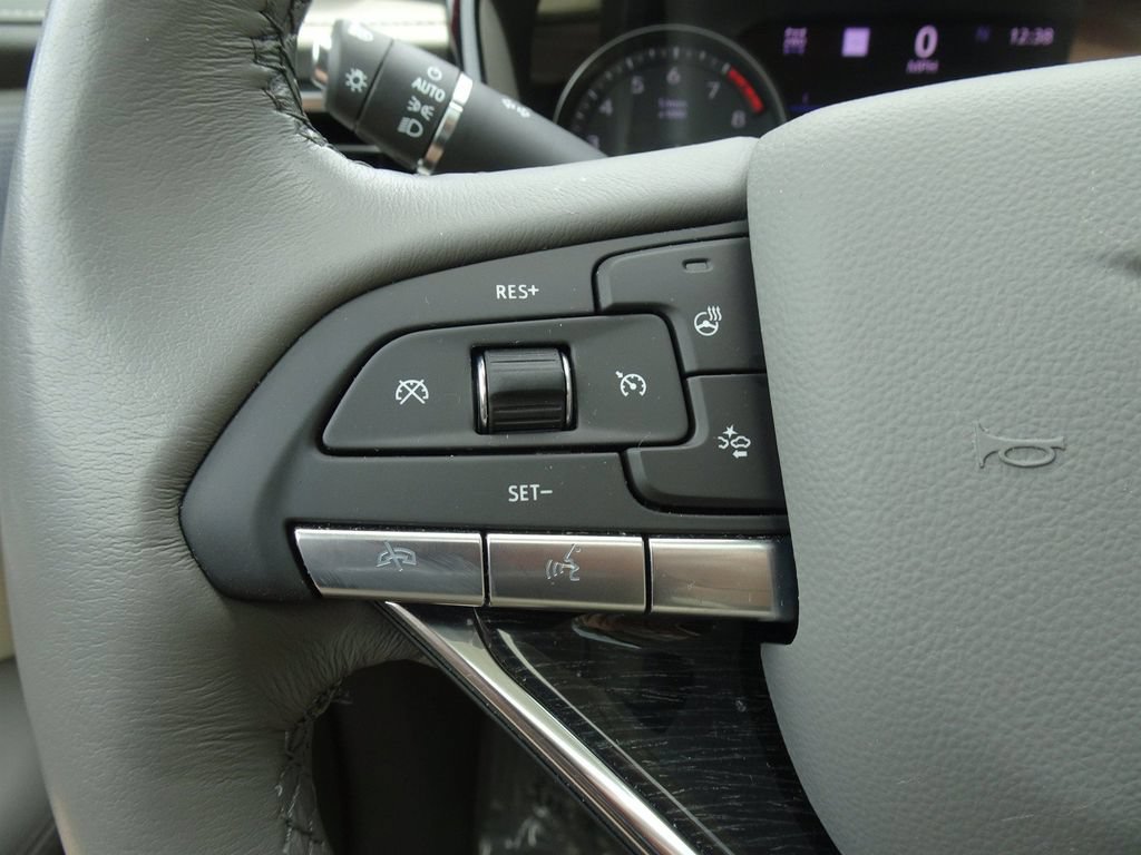 Used 2024 Cadillac XT6 Premium Luxury w/ Technology Package AWD/4WD image 22