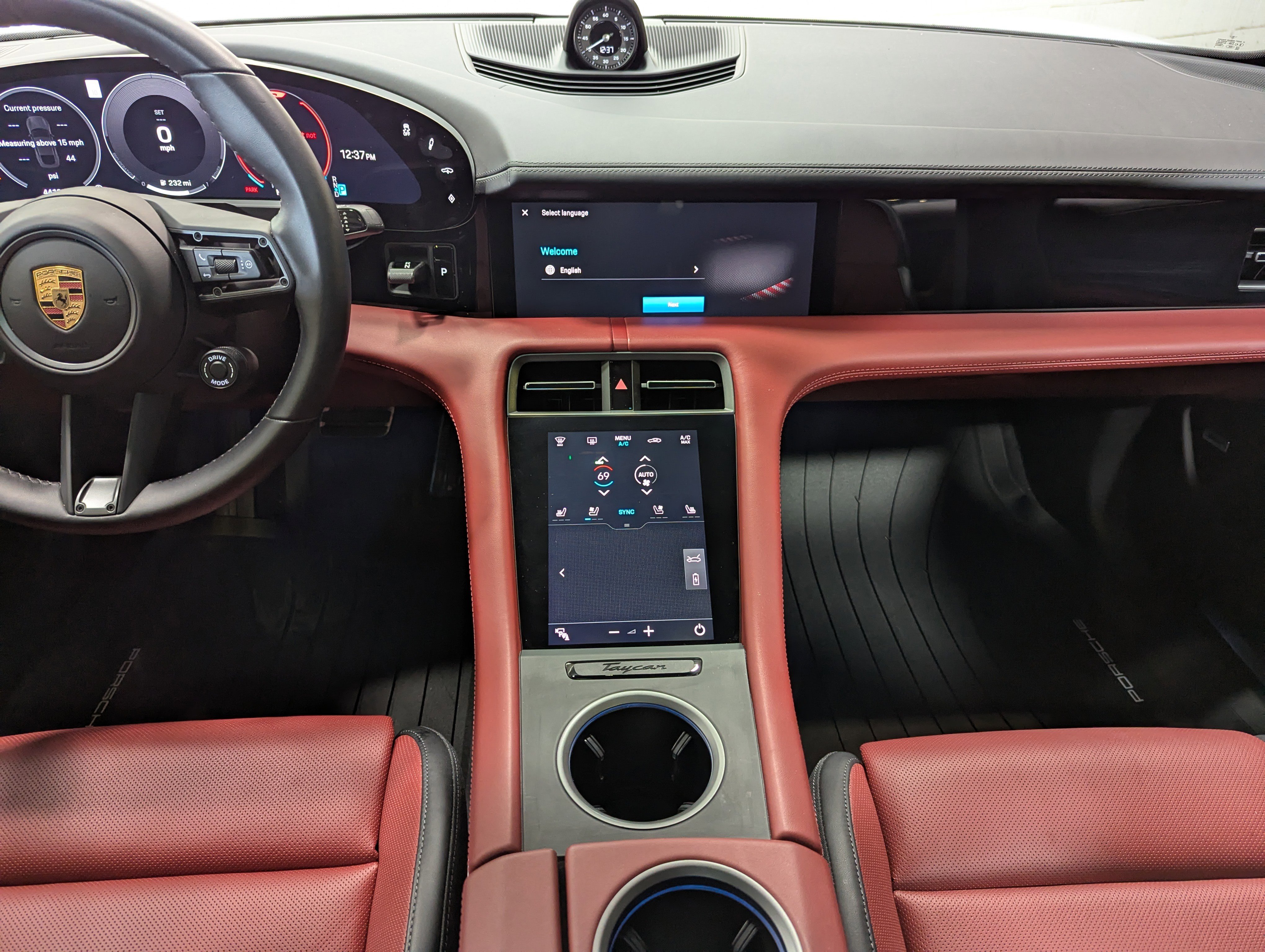 Used 2025 Porsche Taycan 4S image 23