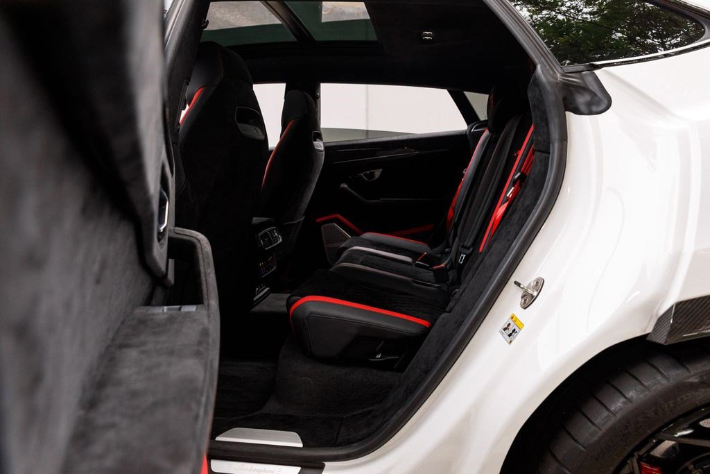 Used 2024 Lamborghini Urus Performante image 21