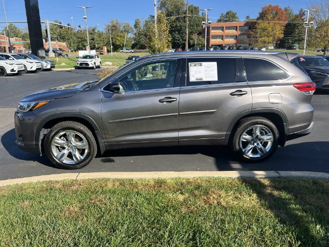 Used 2018 Toyota Highlander Limited AWD/4WD image 6