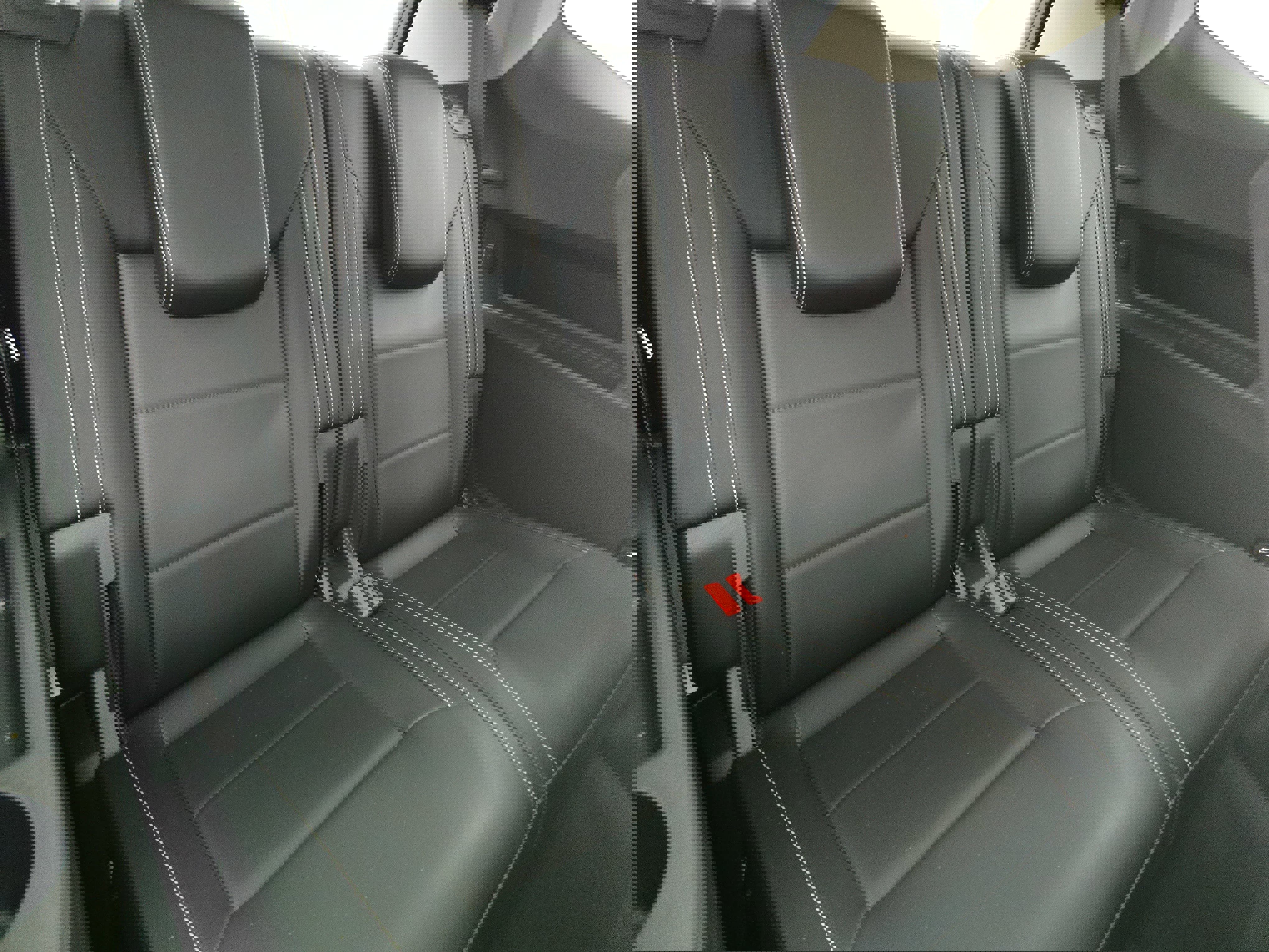 Certified 2023 Volkswagen Atlas SE image 12