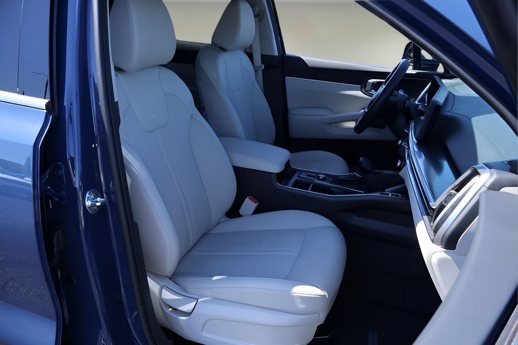 Used 2026 Kia Sorento S FWD image 18