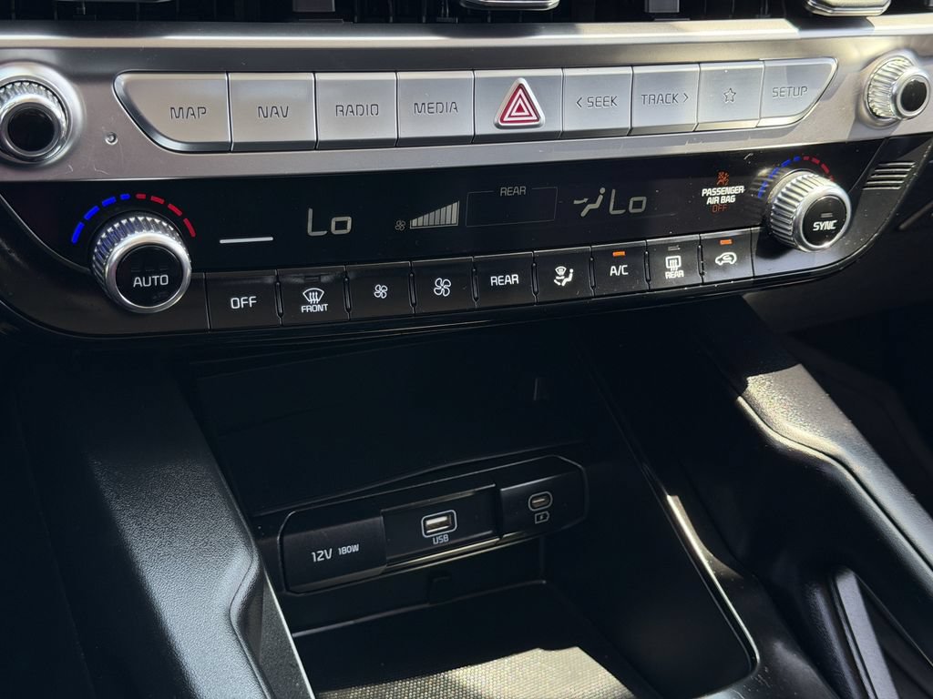 Used 2024 Kia Telluride LX FWD image 19