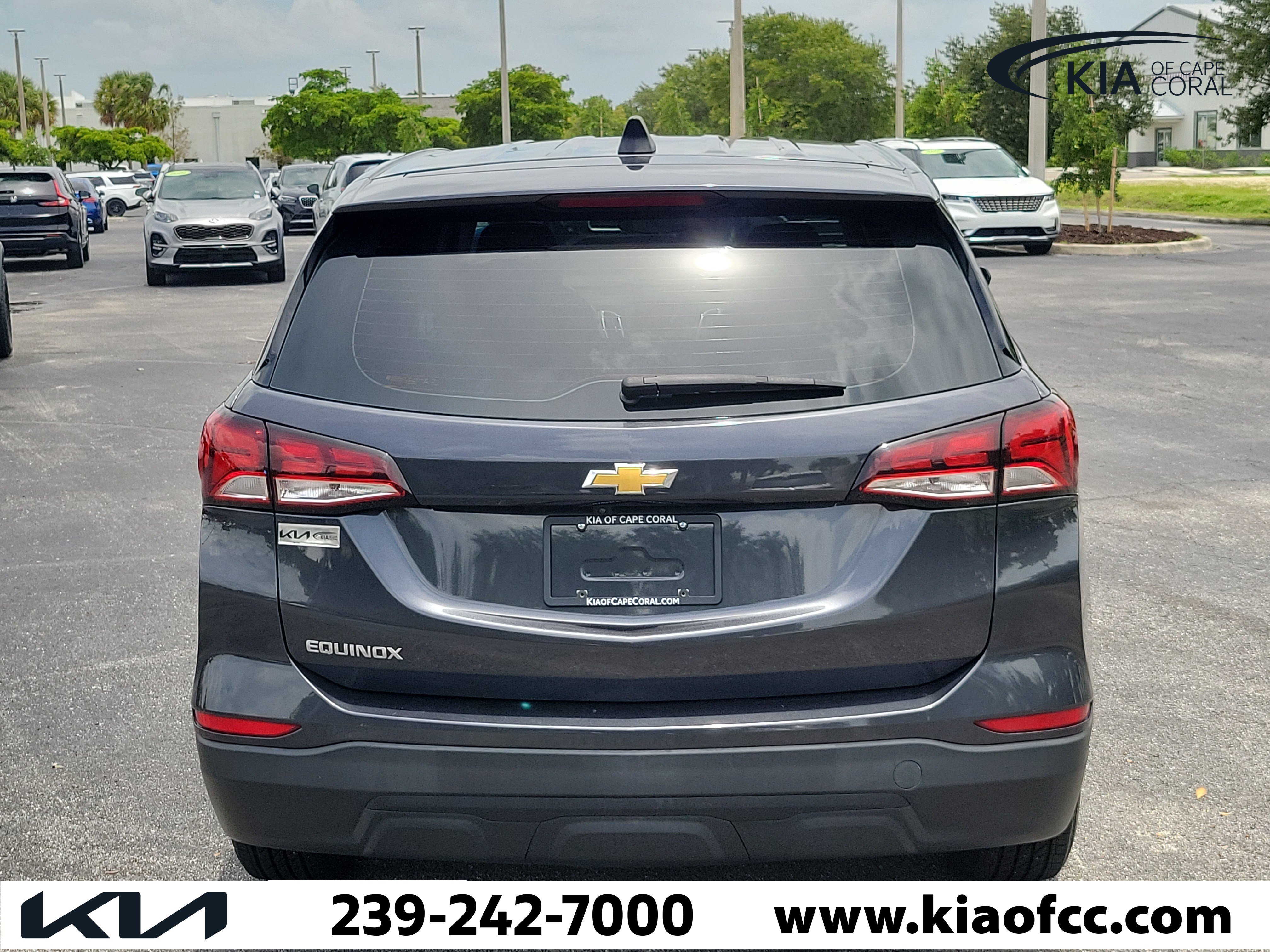 Used 2022 Chevrolet Equinox LS FWD image 5