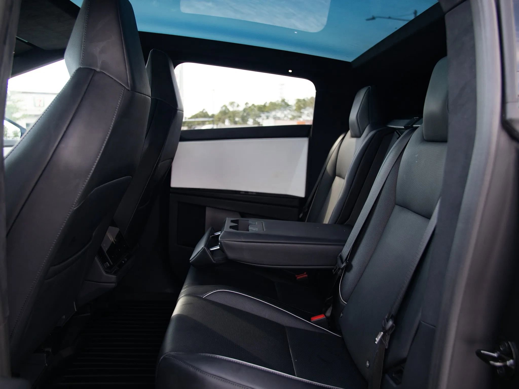 Used 2024 Tesla Cybertruck Cyberbeast image 24