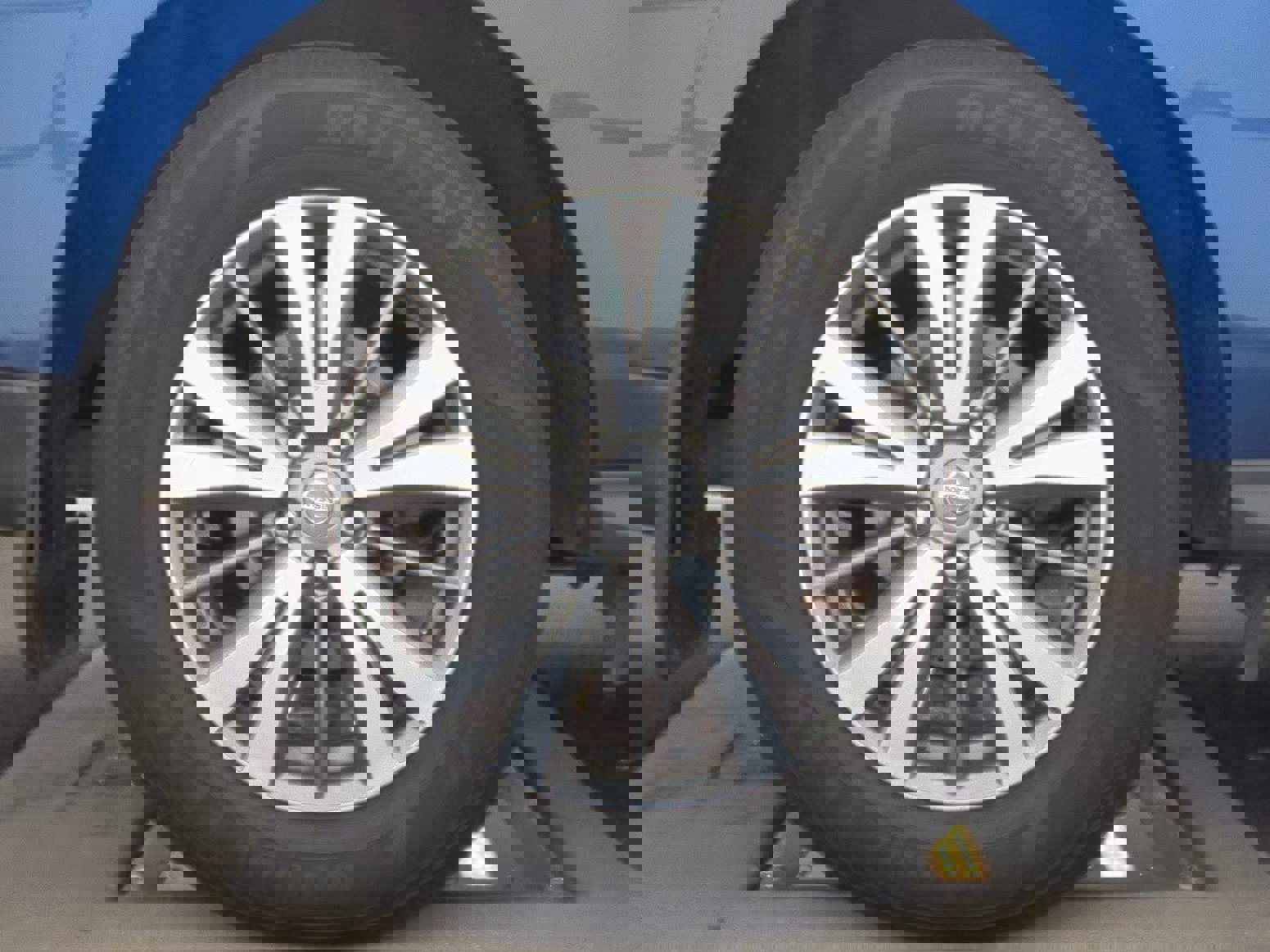 Used 2020 Nissan Pathfinder S image 16