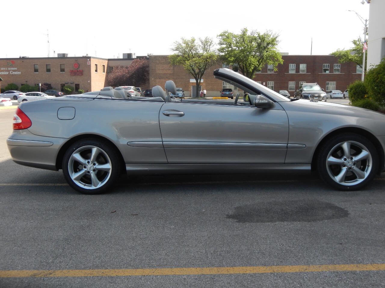 Used 2005 Mercedes-Benz CLK 320 Cabriolet image 21