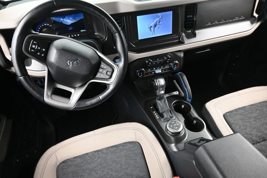 Used 2022 Ford Bronco Wildtrak AWD/4WD image 15