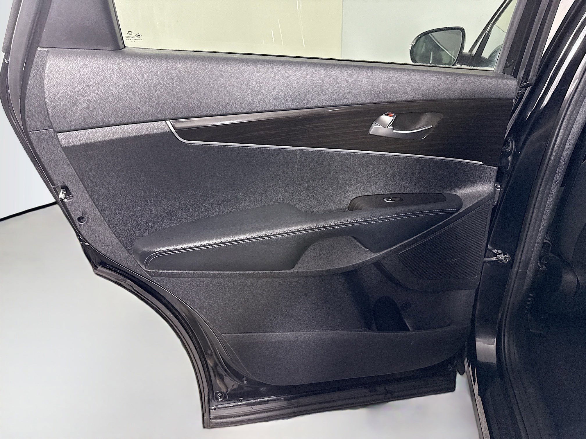 Used 2020 Kia Sorento LX w/ LX I4 Convenience Package image 25