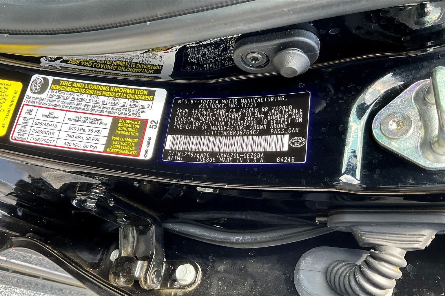Used 2024 Toyota Camry SE w/ Convenience Package FWD image 33