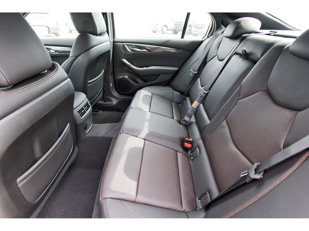 New 2026 Cadillac CT5 V image 7