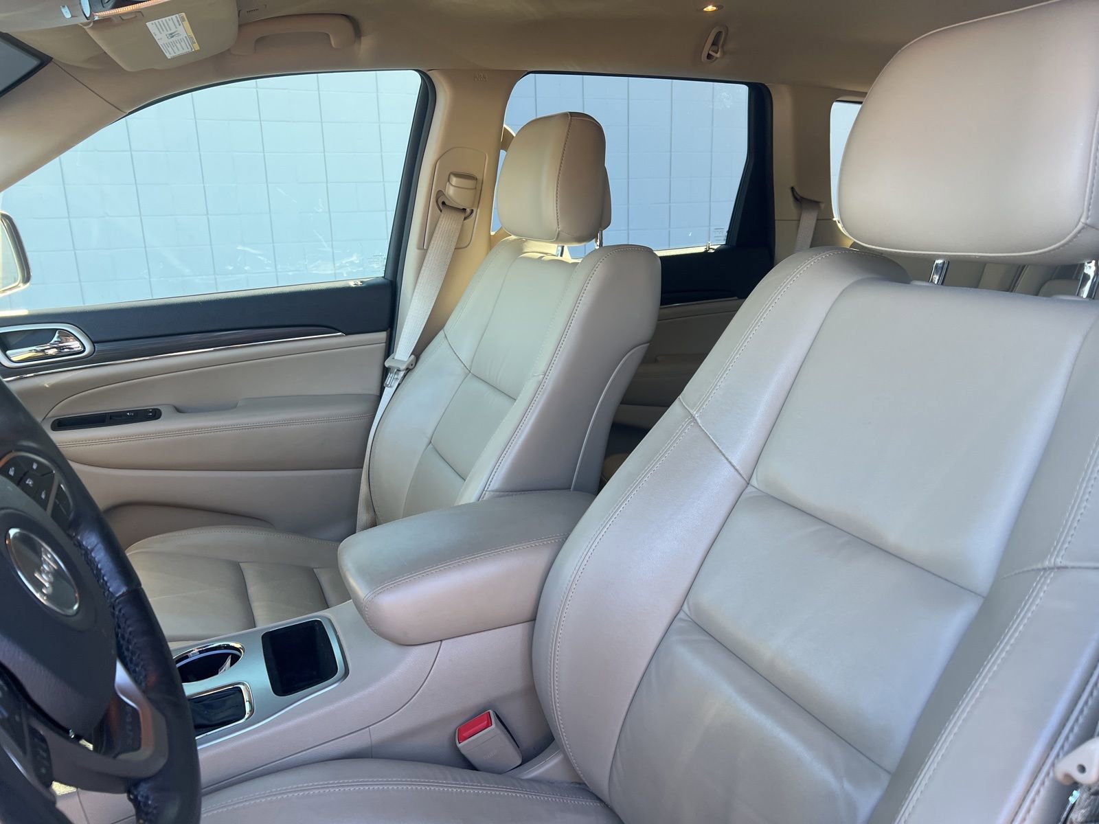 Used 2019 Jeep Grand Cherokee Limited w/ Trailer Tow Group IV image 8