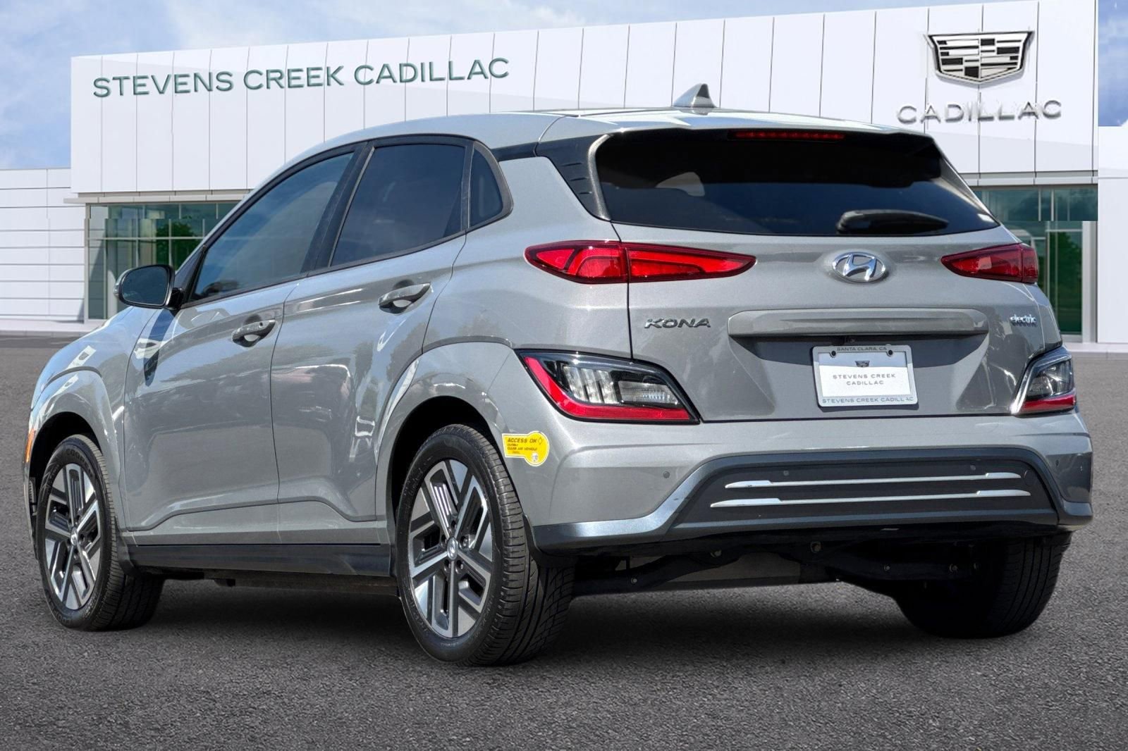 Used 2022 Hyundai Kona Limited image 5
