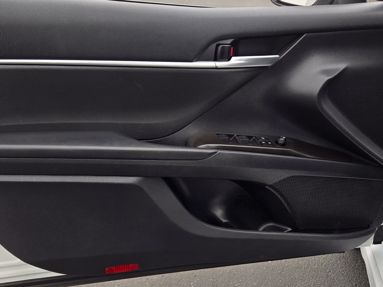 Certified 2023 Toyota Camry SE FWD image 8