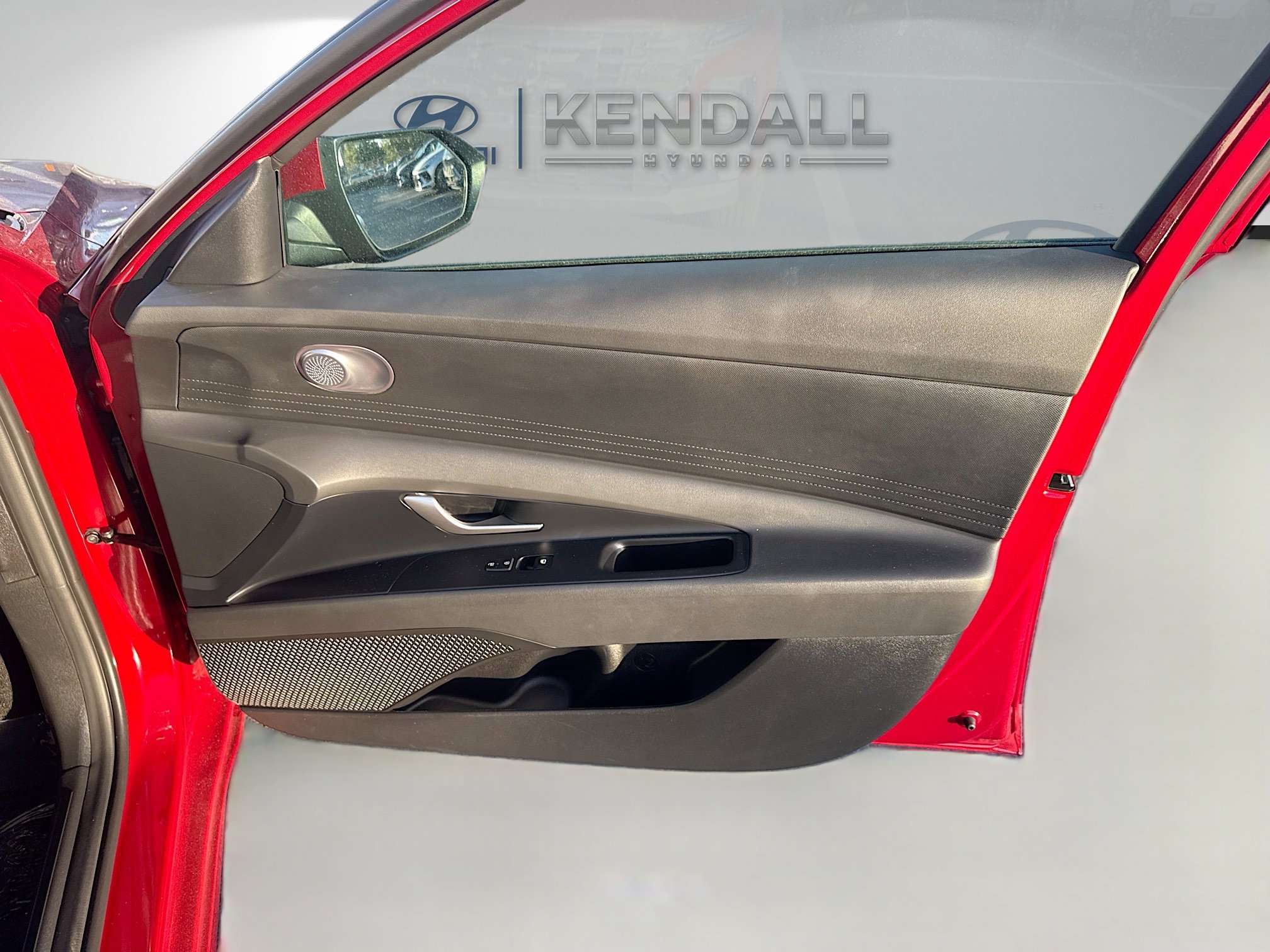 Used 2025 Hyundai Elantra SE image 30