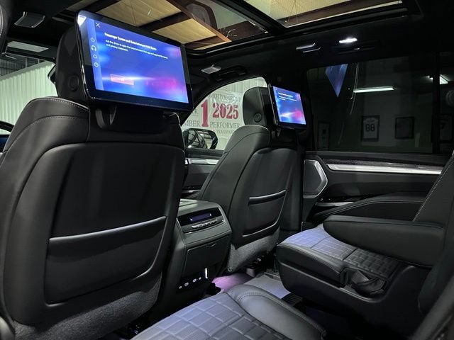 Used 2026 Cadillac Escalade V w/ LPO, ONYX Package AWD/4WD image 16
