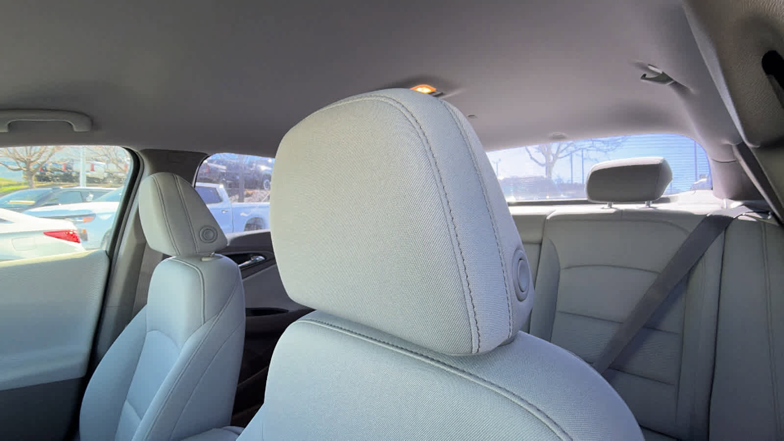 Used 2018 Chevrolet Malibu LT image 11