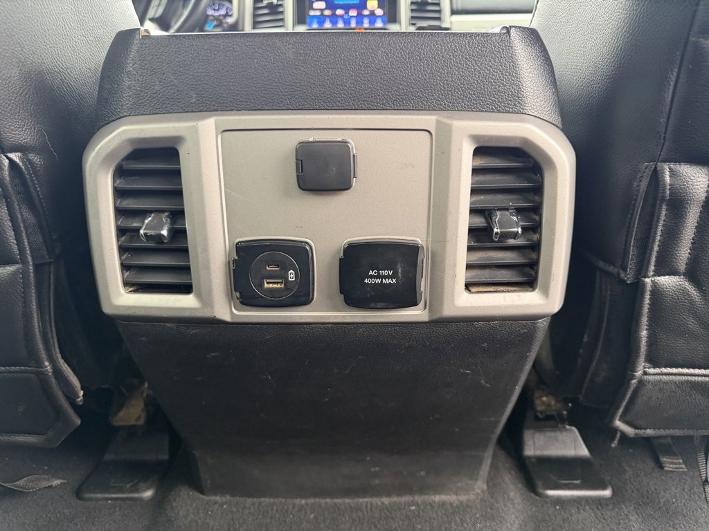 Used 2020 Ford F250 Lariat w/ Lariat Value Package image 33