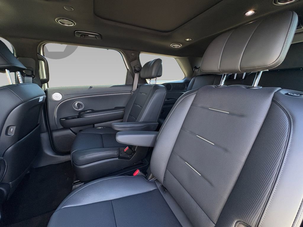 New 2026 Hyundai Palisade Calligraphy FWD image 4