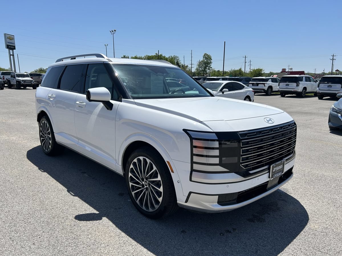 Used 2026 Hyundai Palisade Calligraphy AWD/4WD image 2