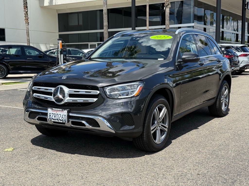 Used 2022 Mercedes-Benz GLC 300 4MATIC w/ Premium Package Lite image 9